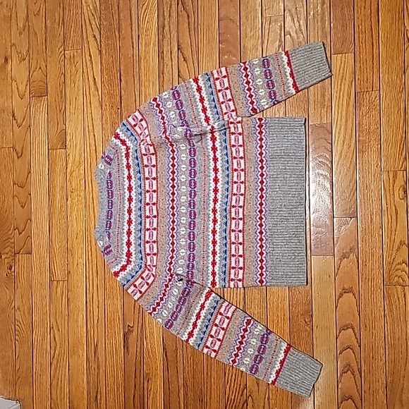 Gap fair isle patterned wool sweater women’s size medium NWOT - Picture 2 of 3
